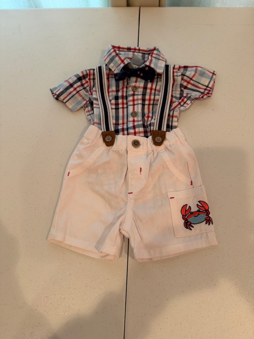 Little Lad Baby Plaid Button-Up Shirt w/ Suspenders and Crab Embroidered Shorts
